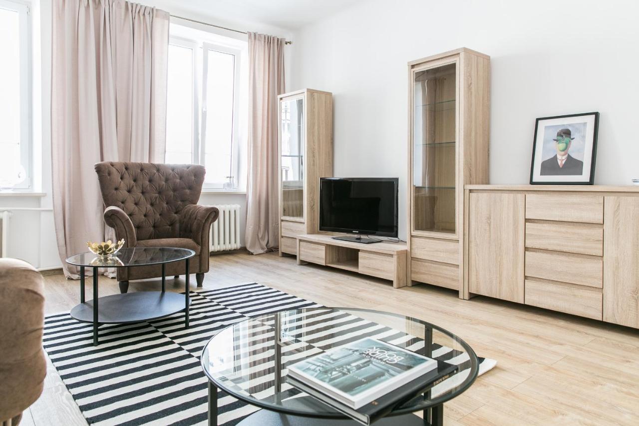 Apartament Poznanska Lägenhet Warszawa Exteriör bild